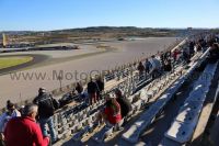 Tribune ROUGE <br />MotoGP Valence <br /> Circuit Cheste