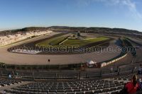 Tribune BLEUE <br />MotoGP Valence <br /> Circuit Cheste