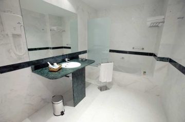 Hôtel CheckinValencia <br /> circuit Cheste