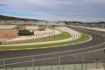Tribune ORANGE <br />Circuit Cheste<br />MotoGP Valence