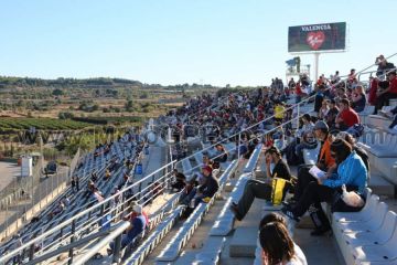 Tribune BLANCHE <br />MotoGP Valence <br /> Circuit Cheste