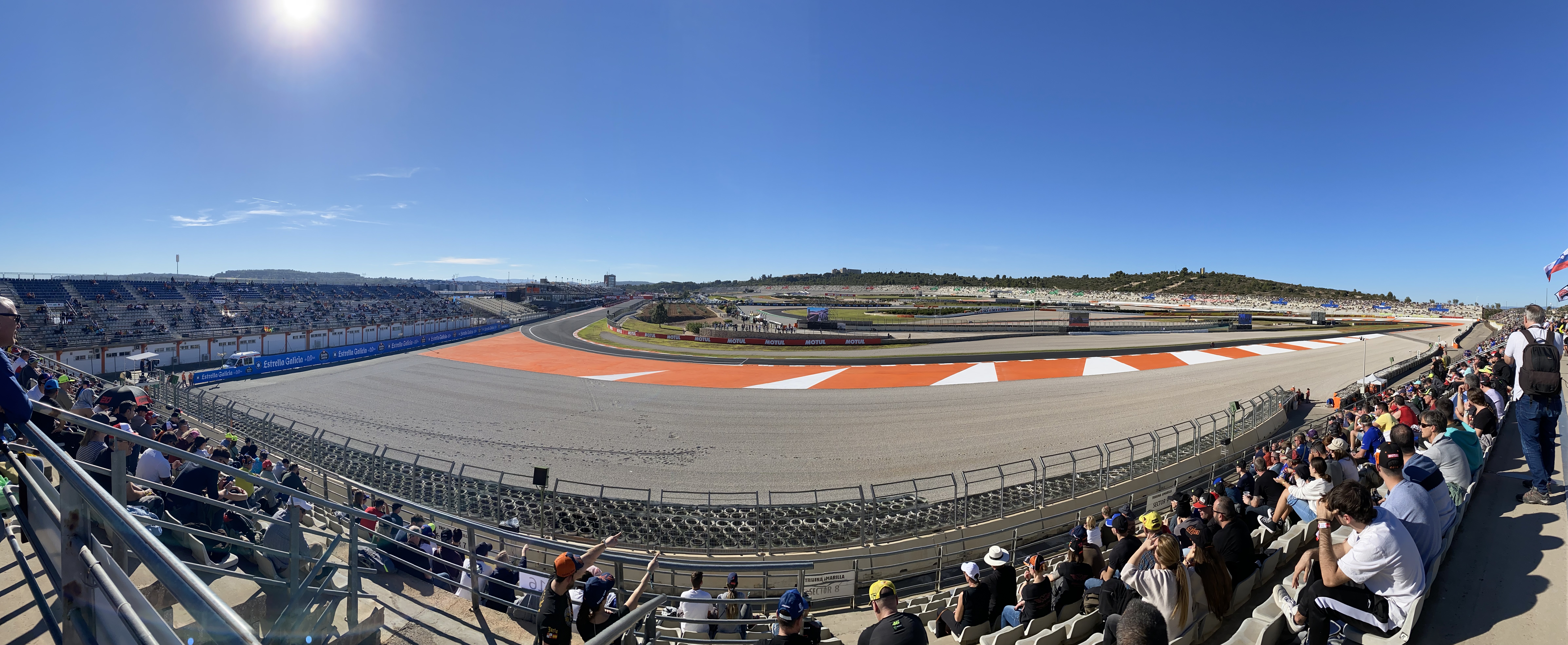 Tribune Jaune MotoGP Valencia