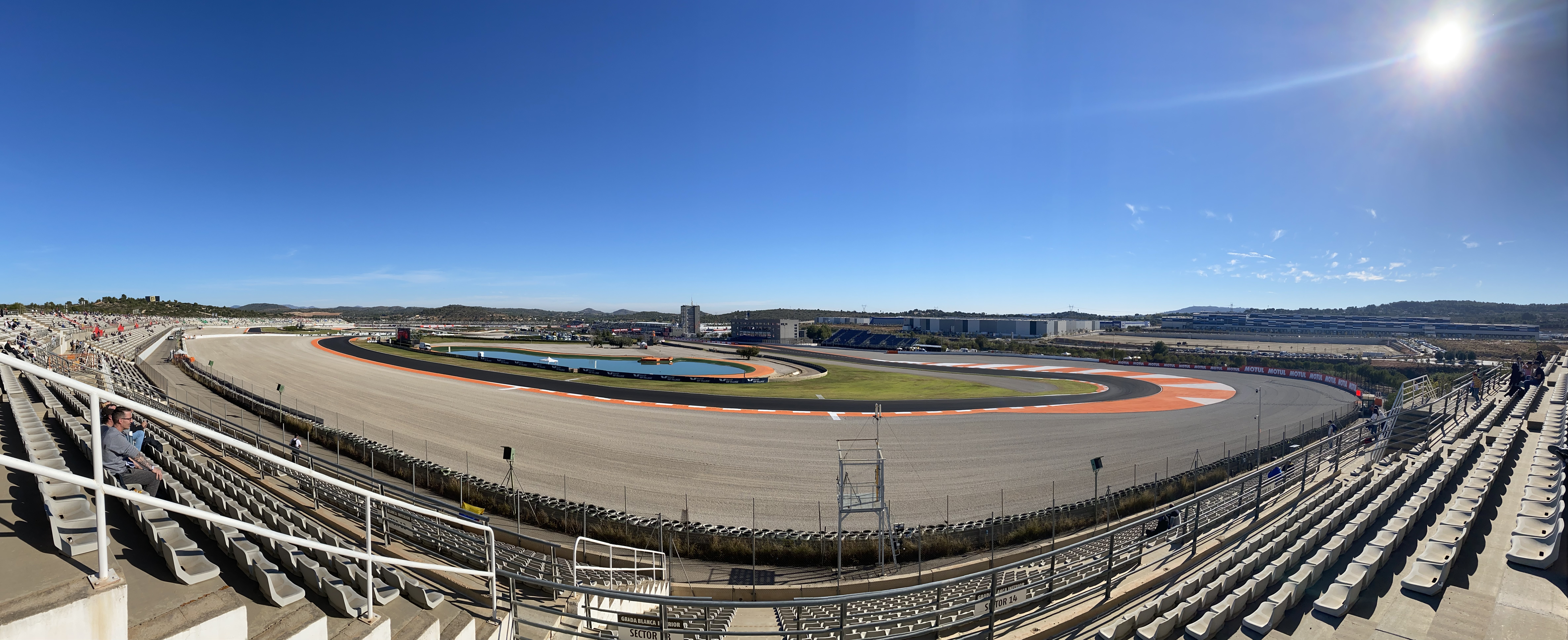 Tribune Blanche MotoGP Valencia