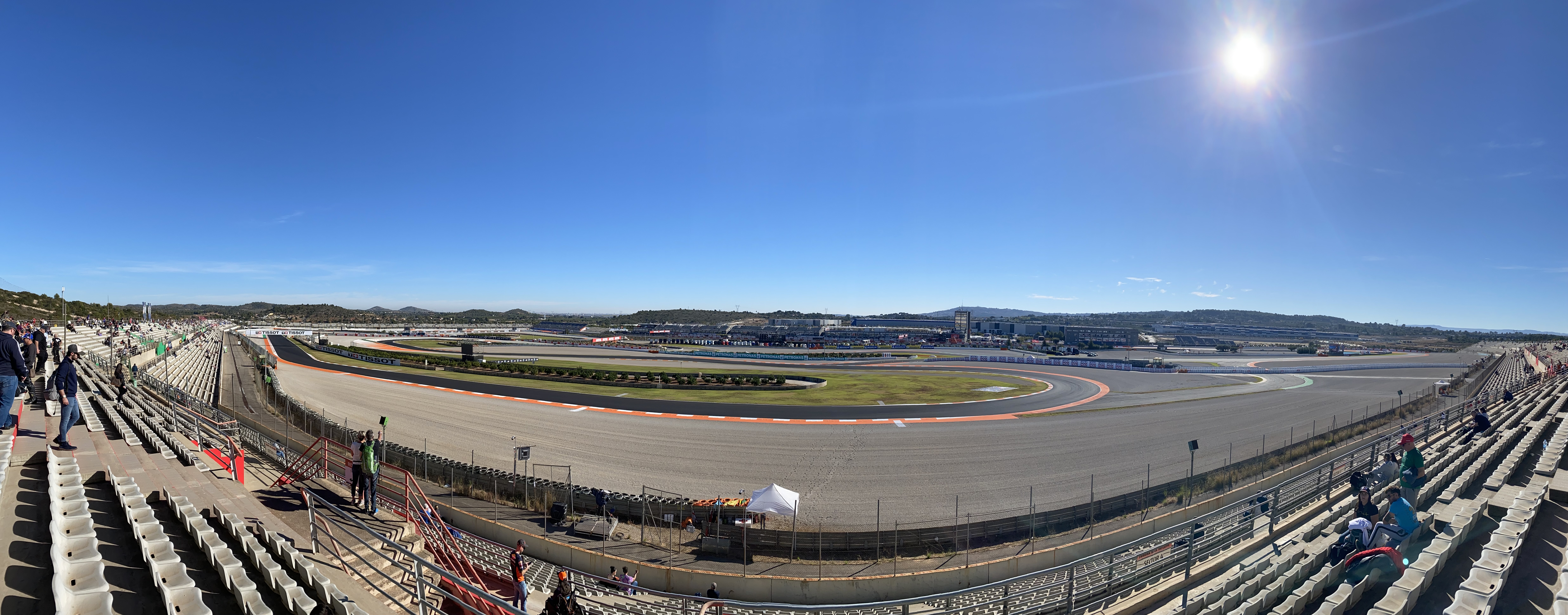 Tribune Rouge MotoGP Valencia